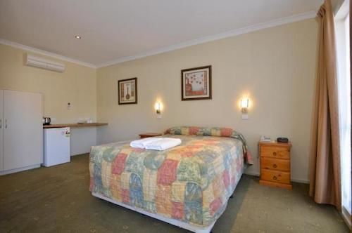 The Tower Hotel Kalgoorlie Exterior foto